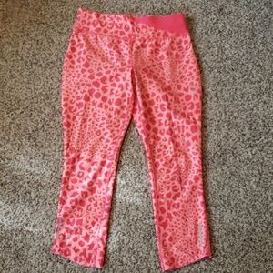 Dri fit leopard print capris